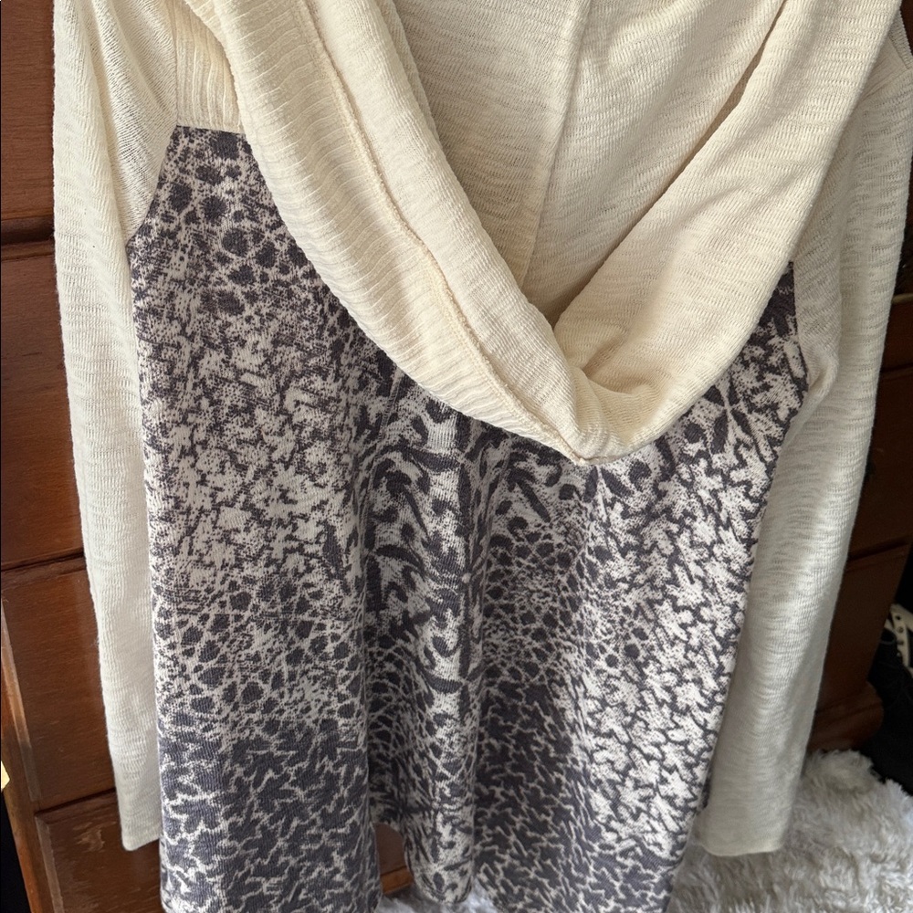 Prana Cream and Gray Women's Cardigan - Picture 2 of 5